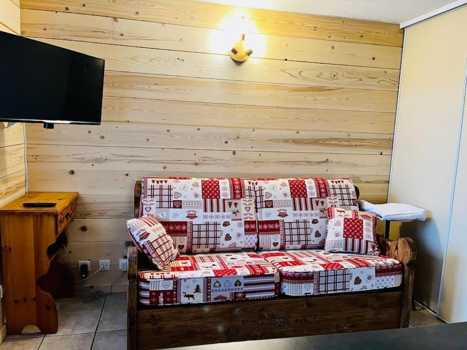 Appartement Au Pied Des Pistes กงบลู ภายนอก รูปภาพ