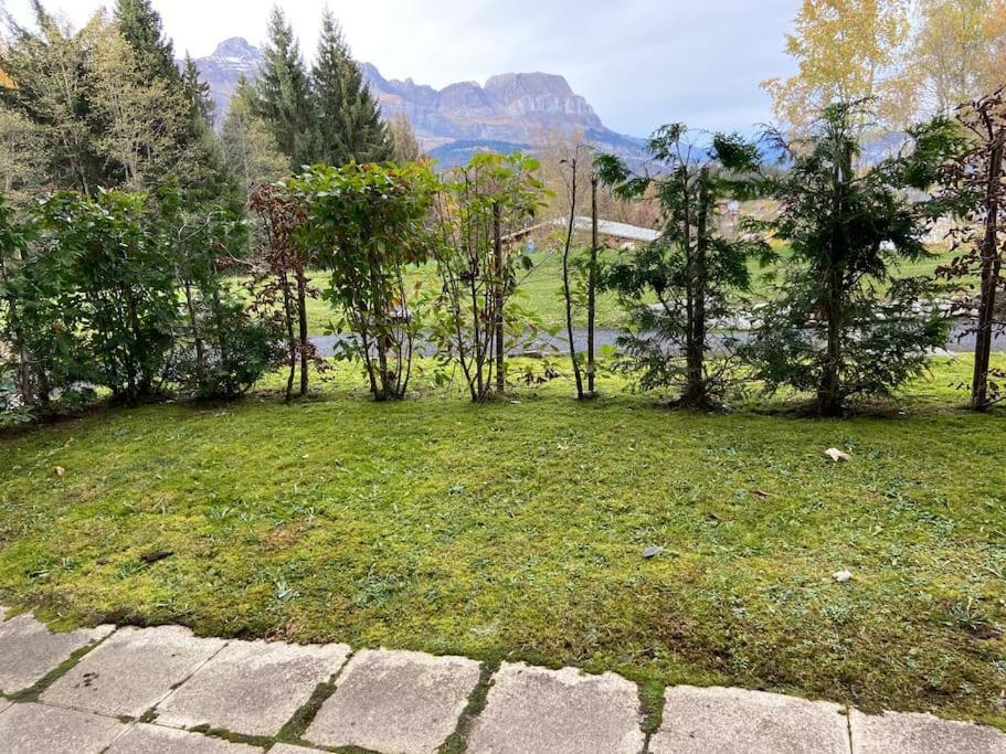 Appartement Au Pied Des Pistes กงบลู ภายนอก รูปภาพ
